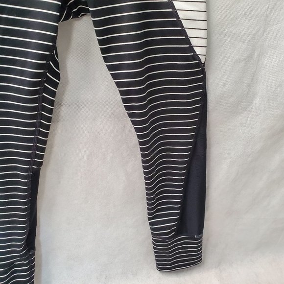 Athleta Striped Cropped Legging XS - Picture 4 of 11